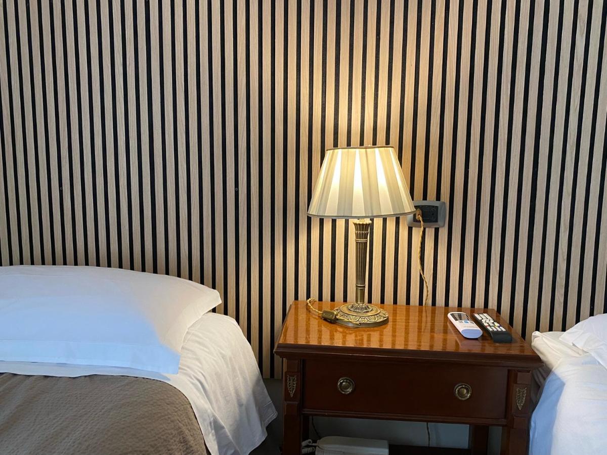 Casa Battisti Messina Guest House In Centro Citta, Ideale Per Famiglie O Gruppi Exteriér fotografie