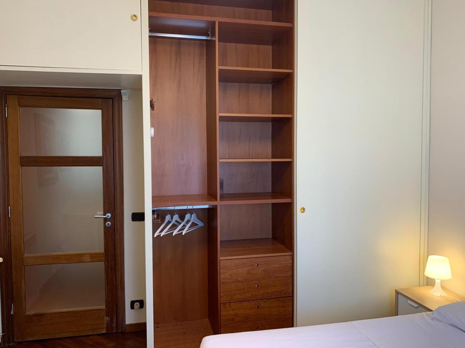 Casa Battisti Messina Guest House In Centro Citta, Ideale Per Famiglie O Gruppi Exteriér fotografie